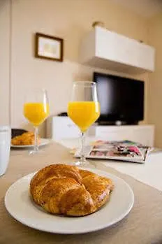 Apartamento Holidays 2 *